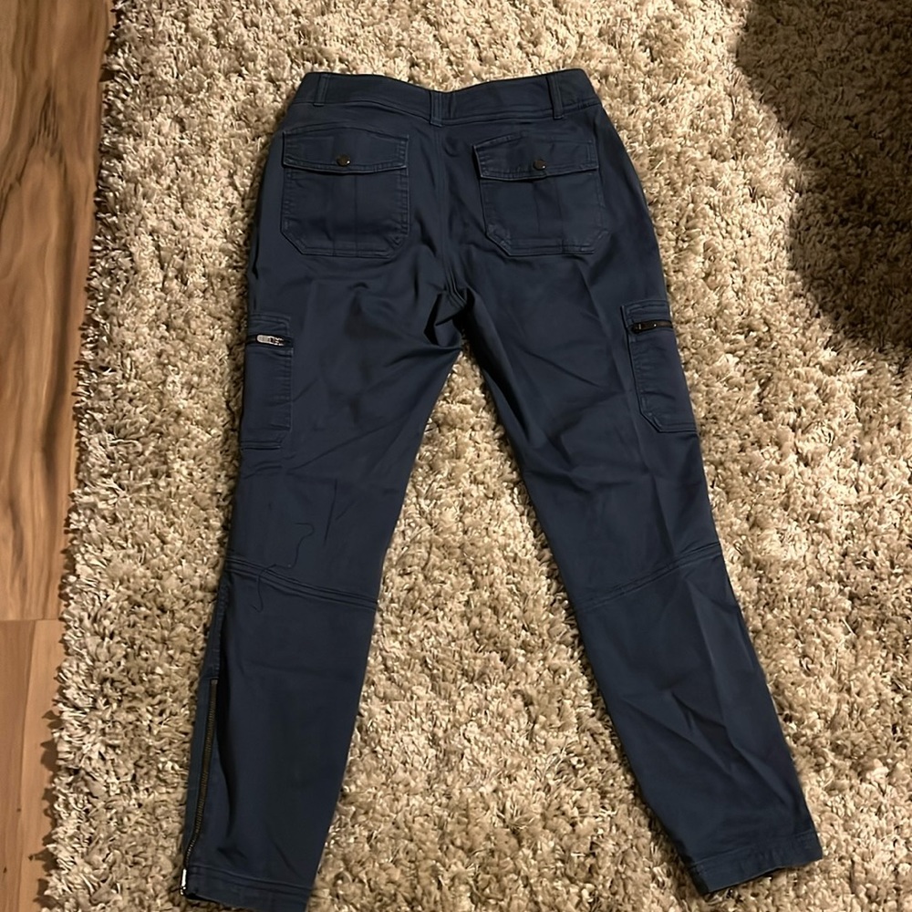 Women’s Athleta pants size 4